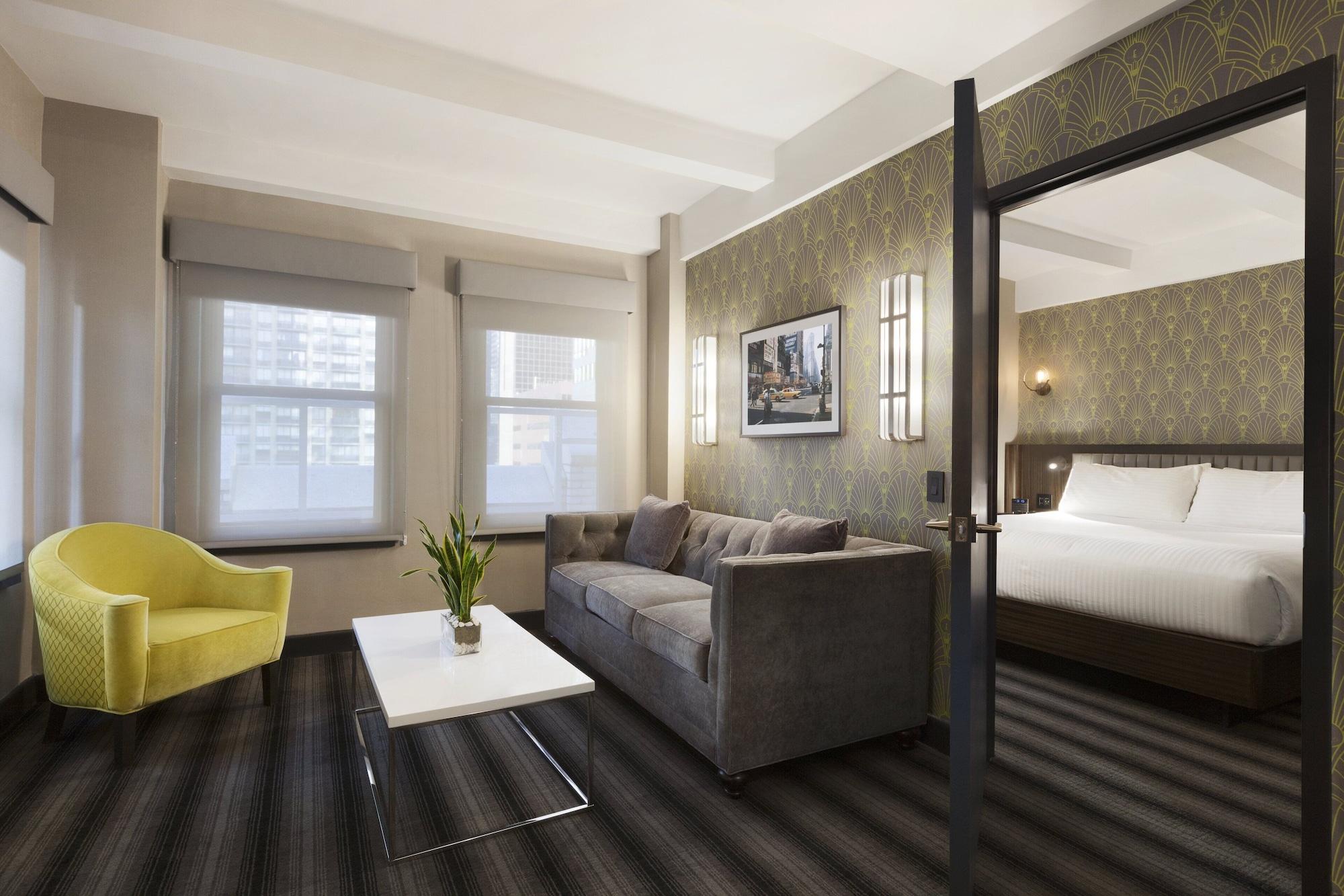 Hotel Edison Times Square Нью-Йорк Екстер'єр фото A room at the Westin New York