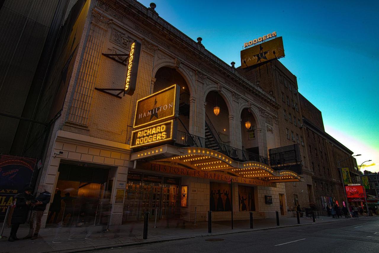 Hotel Edison Times Square Нью-Йорк Екстер'єр фото "History is happening in Manhattan"