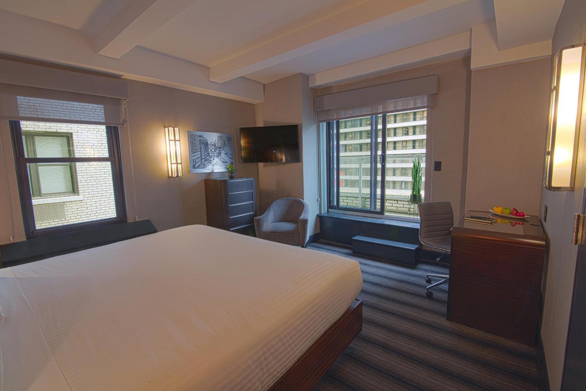 Hotel Edison Times Square Нью-Йорк Екстер'єр фото A room at the Westin Park Row